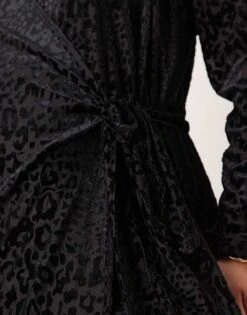 Never Fully Dressed Plus Burnout Velvet Wrap Midaxi Dress In Black For Women -Never Fully Dressed Sales 207062916 3