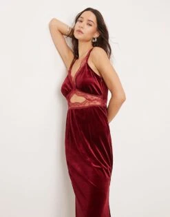 Never Fully Dressed Mimi Velvet Maxi Dress In Burgundy For Women -Never Fully Dressed Sales 207417794 4