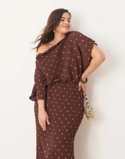 Never Fully Dressed Plus Tilly Off Shoulder Plisse Maxi Dress In Chocolate For Women -Never Fully Dressed Sales 207842723 1 chocolate 1